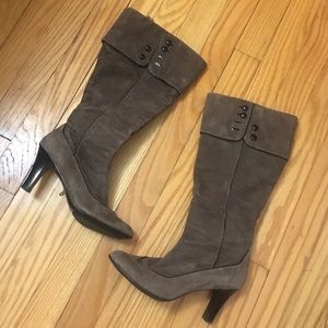 Sofft Suede Leather Gray/Brown Heeled Boots Size 6